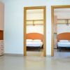 Due camere da letto separate con letti matrimoniali.